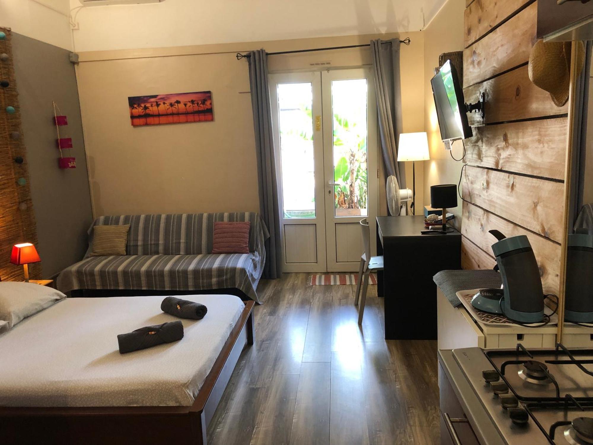 Les Cazes Terre Sainte 1 - Proche Chu Villa Екстериор снимка